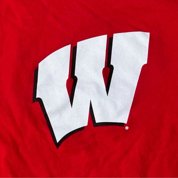 Russell Brand Wisconsin Badgers Kids Tee “We Don’t Lose” on Back Size S (6-7) - Picture 5 of 9